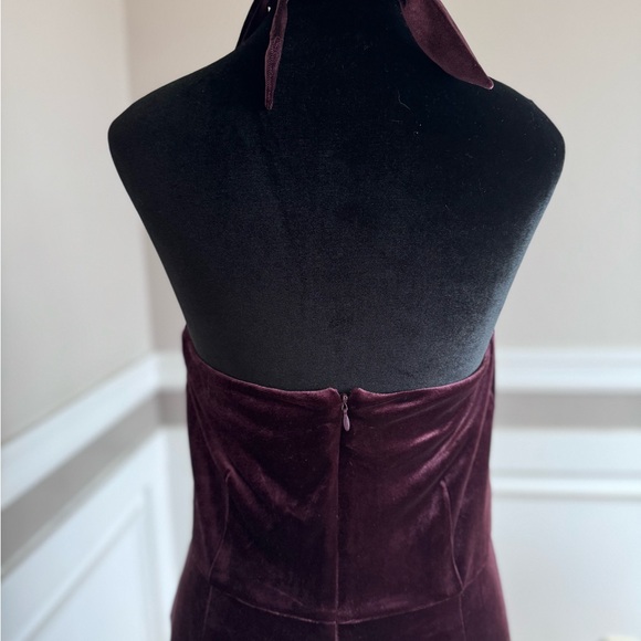 Laundry by Shelli Segal velvet one piece holiday jumpsuit (small) - Picture 6 of 8